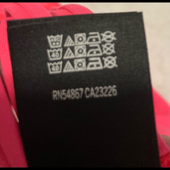 Pink Ultimate Sports Bra no padding - Picture 5 of 8